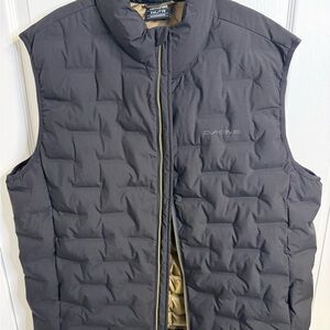 Dakine Men's Dark Gray Quilted Insulated Vest